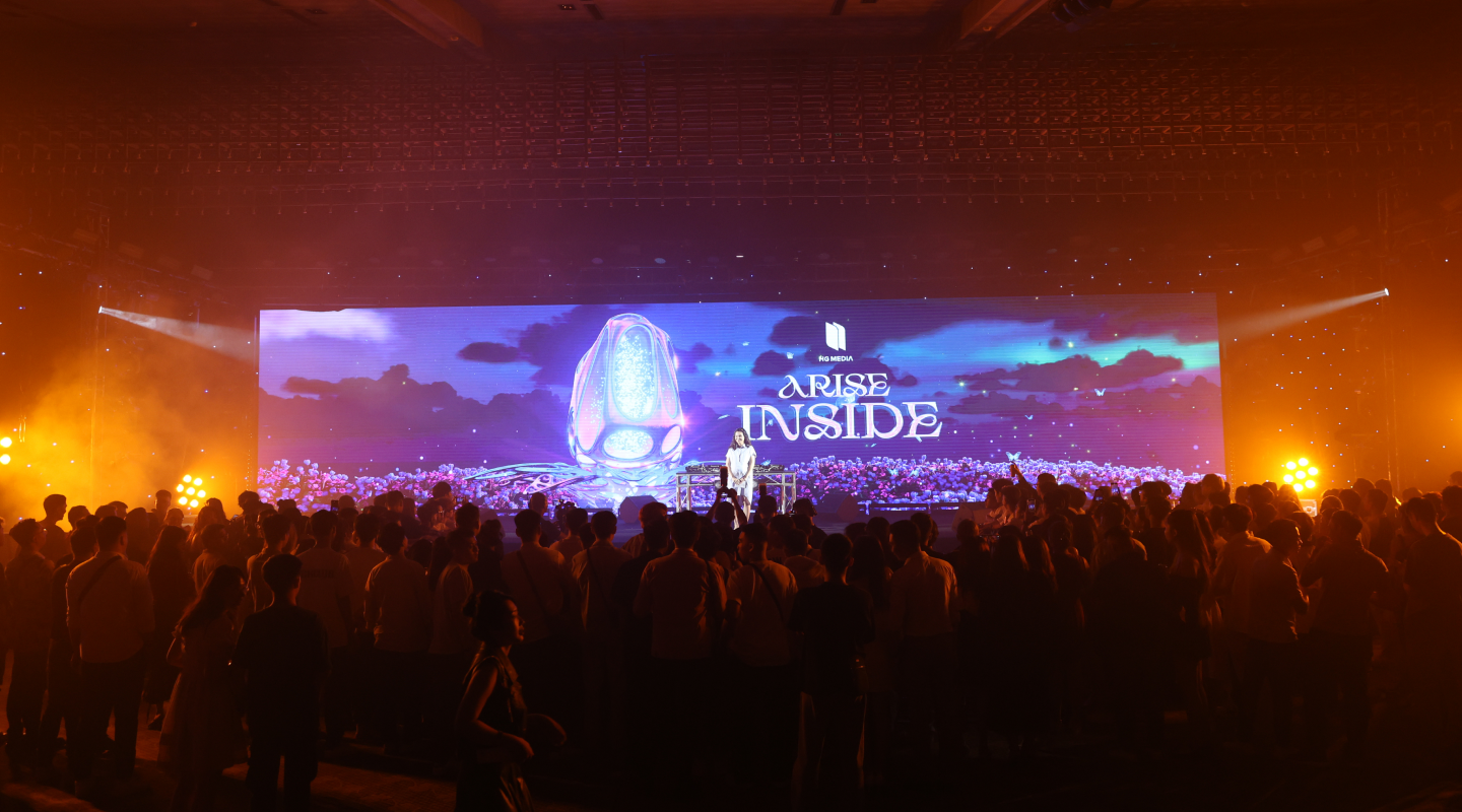 HG Entertainment live stage